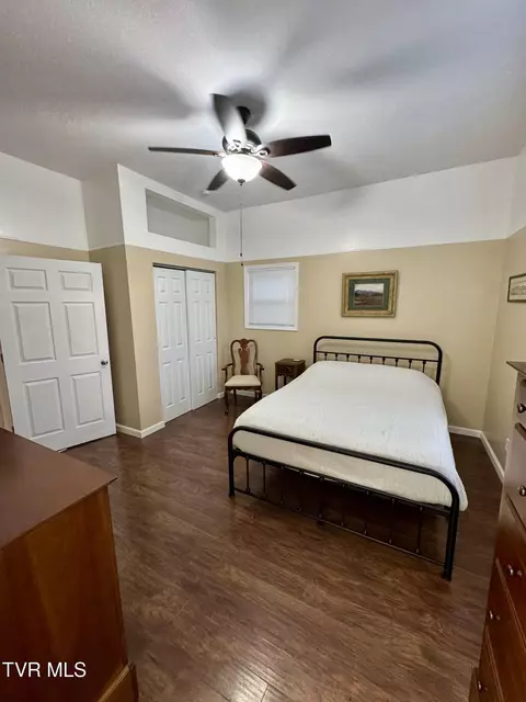 Bedroom - 411 Clinchfield Avenue Erwin Tn 37650, Erwin, TN 37650 photo 3 of 3