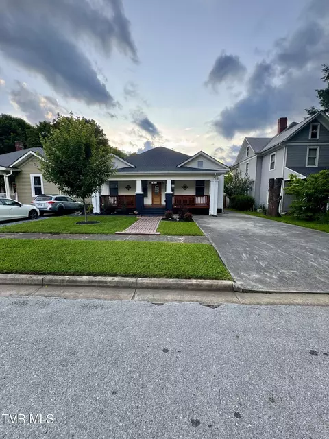 411 Clinchfield Avenue Erwin Tn 37650, Erwin, TN 37650