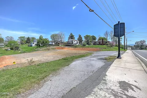 1237 Virginia Avenue Bristol Tn 37620, Bristol, TN 37620 photo 5