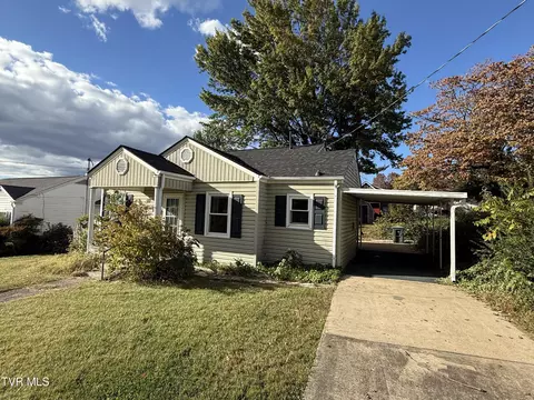 609 W D Street Elizabethton Tn 37643, Elizabethton, TN 37643