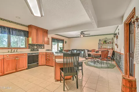 246 Matson Road Jonesborough Tn 37659, Jonesborough, TN 37659 photo 17