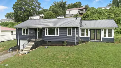 3974 Memorial Boulevard Kingsport Tn 37664, Kingsport, TN 37664