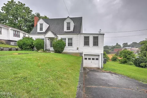 1230 Carolina Avenue Bristol Tn 37620, Bristol, TN 37620