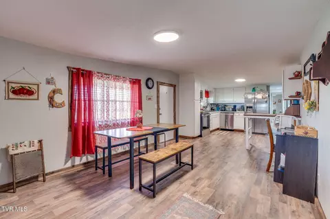 Dining - 100 Democrat Road Mohawk Tn 37810, Mohawk, TN 37810 photo 3 of 3