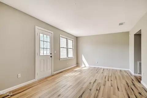807 Jared Dr 2 Johnson City Tn 37604, Johnson City, TN 37604 photo 12