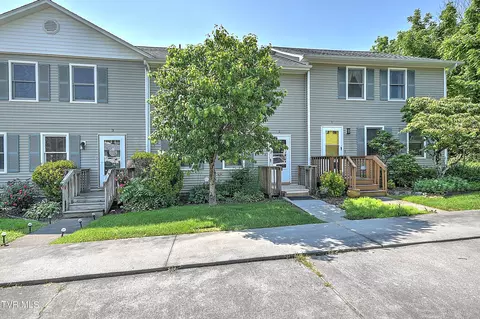 807 Jared Dr 2 Johnson City Tn 37604, Johnson City, TN 37604 photo 2