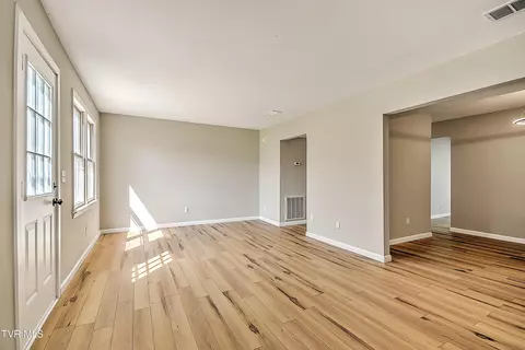 807 Jared Dr 2 Johnson City Tn 37604, Johnson City, TN 37604 photo 14