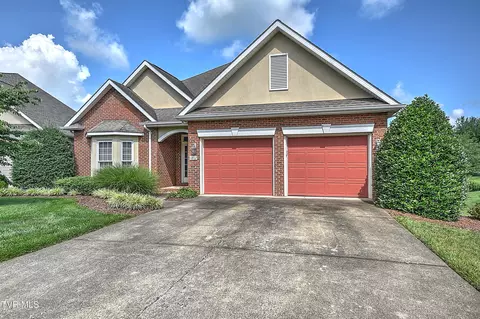 1813 Waters Edge Drive Johnson City Tn 37604, Johnson City, TN 37604