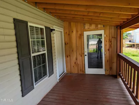 Exterior - 204 Spring Street Hampton Tn 37658, Hampton, TN 37658 photo 6 of 8
