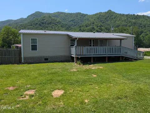 Other - 204 Spring Street Hampton Tn 37658, Hampton, TN 37658 photo 3 of 9