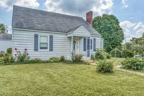 761 Chatham Hill Road Marion Va 24354, Marion, VA 24354