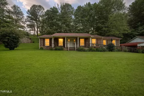 1710 E Shawnee Avenue Big Stone Gap Va 24219, Big Stone Gap, VA 24219