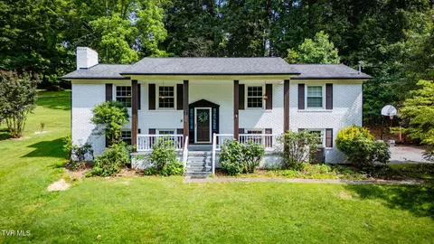 1136 W Shipley Ferry Road Kingsport Tn 37663, Kingsport, TN 37663