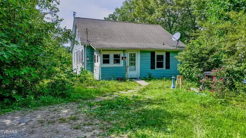 1227 S Eastman Road Kingsport Tn 37660, Kingsport, TN 37660