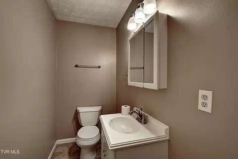 Bath - 120 Russell Lane Hampton Tn 37658, Hampton, TN 37658 photo 1 of 2