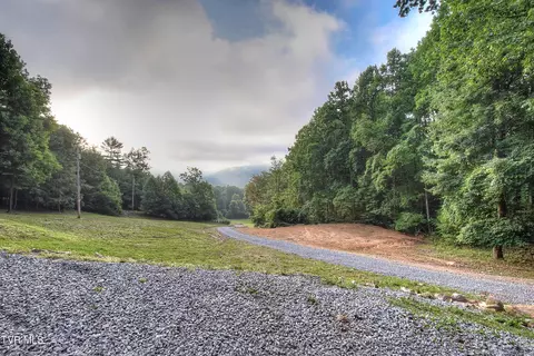 Other - 231 Kaitlin Road Hampton Tn 37658, Hampton, TN 37658 photo 12 of 13