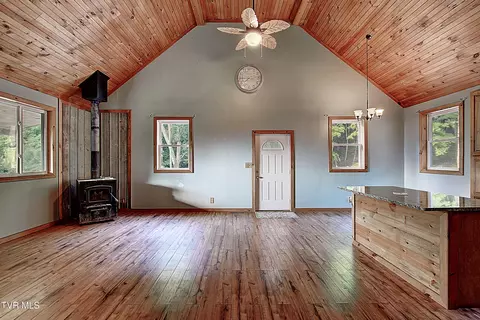 Living - 231 Kaitlin Road Hampton Tn 37658, Hampton, TN 37658 photo 3 of 3