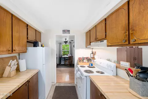 Kitchen - 142 Parker Street Erwin Tn 37650, Erwin, TN 37650 photo 1 of 7