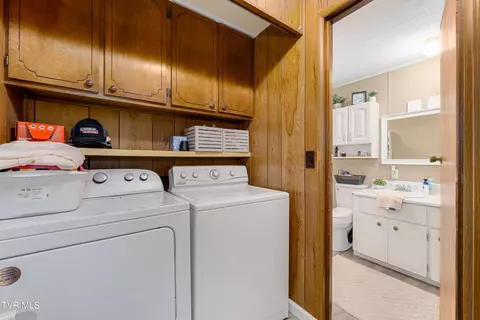 Other - 142 Parker Street Erwin Tn 37650, Erwin, TN 37650 photo 3 of 7
