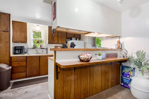 Kitchen - 142 Parker Street Erwin Tn 37650, Erwin, TN 37650 photo 4 of 7