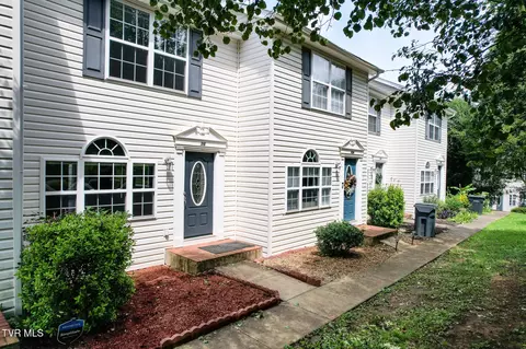 136 Amanda Lane Bristol Tn 37620, Bristol, TN 37620