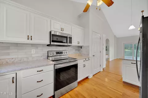 114 Wiltshire Drive Gray Tn 37615, Gray, TN 37615 photo 34