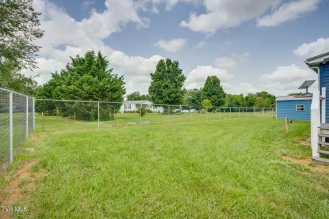 Exterior - 715 Dunham Road Chuckey Tn 37641, Chuckey, TN 37641 photo 5 of 8