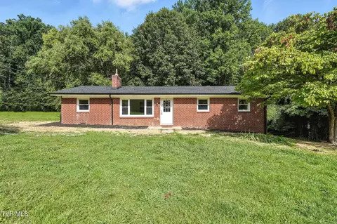 2736 Siam Road Elizabethton Tn 37643, Elizabethton, TN 37643