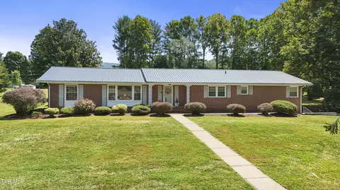 320 Simmons Avenue Erwin Tn 37650, Erwin, TN 37650