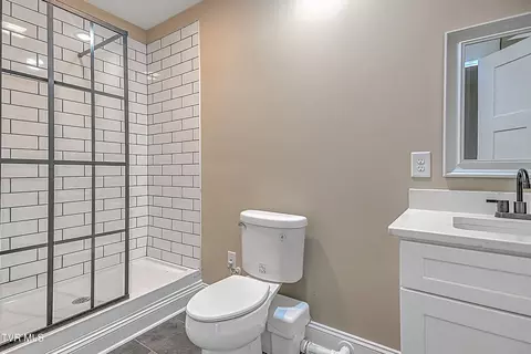 Bath - 144 Rosecliff Drive Fall Branch Tn 37656, Fall Branch, TN 37656 photo 6 of 6