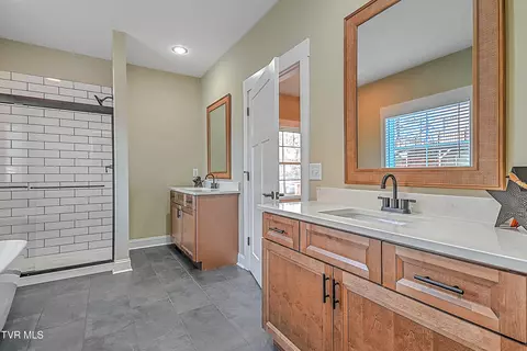 Bath - 144 Rosecliff Drive Fall Branch Tn 37656, Fall Branch, TN 37656 photo 3 of 6