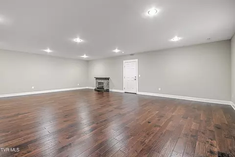 Living - 144 Rosecliff Drive Fall Branch Tn 37656, Fall Branch, TN 37656 photo 6 of 10