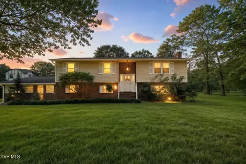 601 Oak Hills Parkway Greeneville Tn 37743, Greeneville, TN 37743