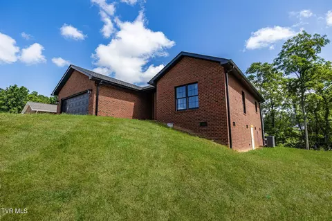 134 Patriots Crossing Crossing 9 Greeneville Tn 37745, Greeneville, TN 37745
