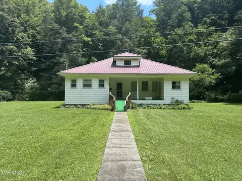 2065 Coeburn Road Clintwood Va 24228, Clintwood, VA 24228