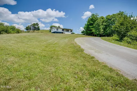212 Circle Castlewood Va 24224, Castlewood, VA 24224