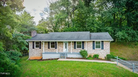 3513 Crest Road Kingsport Tn 37664, Kingsport, TN 37664