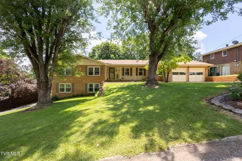 113 Lancaster Drive Kingsport Tn 37663, Kingsport, TN 37663