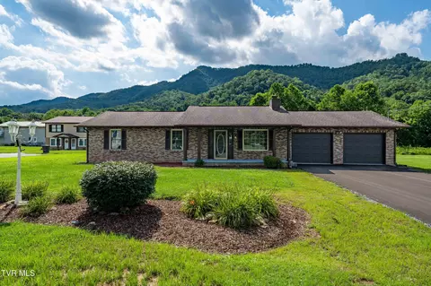 157 Spring Street Hampton Tn 37658, Hampton, TN 37658
