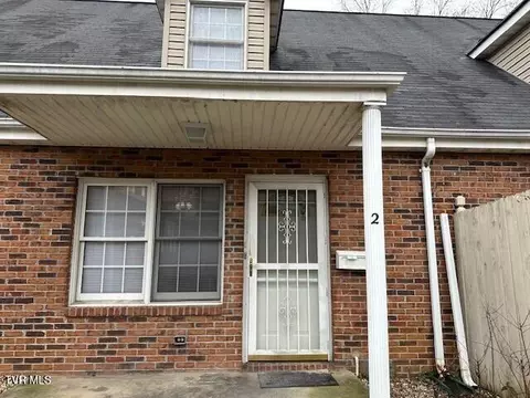 208 W Watauga Avenue B Johnson City Tn 37601, Johnson City, TN 37601 photo 3