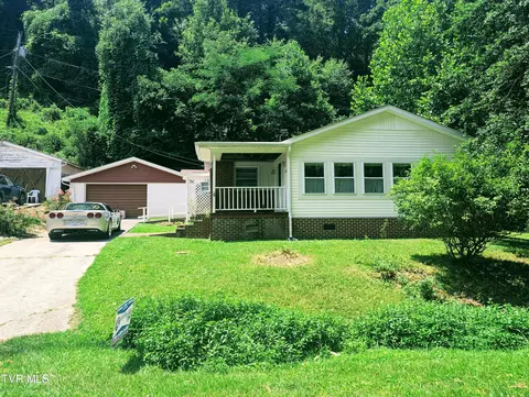 10632 Sandlick Road Bee Va 24217, Bee, VA 24217