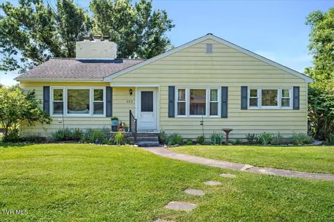 222 NE Stonewall Heights Abingdon Va 24210, Abingdon, VA 24210