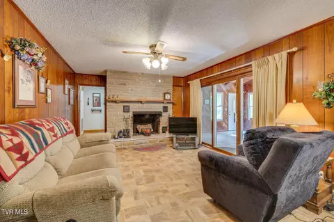 Living - 175 Robert Rice Road Erwin Tn 37650, Erwin, TN 37650 photo 4 of 5