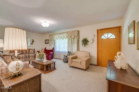 Living - 175 Robert Rice Road Erwin Tn 37650, Erwin, TN 37650 photo 2 of 5