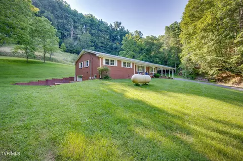 Exterior - 175 Robert Rice Road Erwin Tn 37650, Erwin, TN 37650 photo 4 of 20