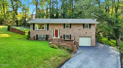 308 Cardinal Lane Bristol Tn 37620, Bristol, TN 37620