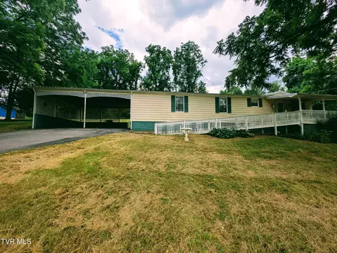 222 Warren Drive Big Stone Gap Va 24219, Big Stone Gap, VA 24219