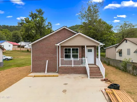 605 Brummit Street Rogersville Tn 37857, Rogersville, TN 37857