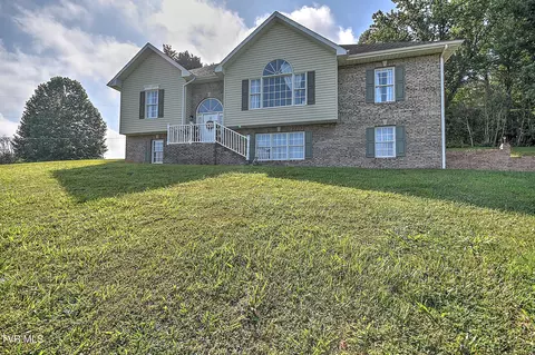 422 Droke Lane Blountville Tn 37617, Blountville, TN 37617