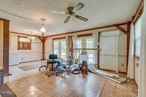 299 Dogwood Drive Fall Branch Tn 37656, Fall Branch, TN 37656 photo 9